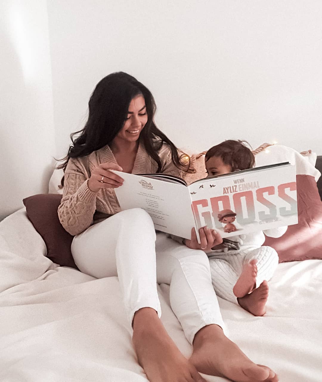 Blumen zum Valentinstag? Ne. Ein personalisiertes Buch mit Mama und Baby? Genau das Richtige!