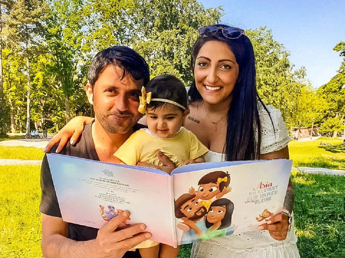 Das perfekte Geschenk für jede Familie ist ein individuelles Buch von Hurra Helden. 